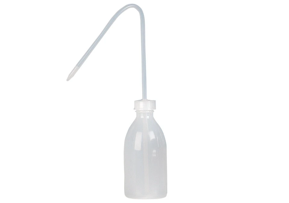 Squirt bottle with long bent tube 250ml